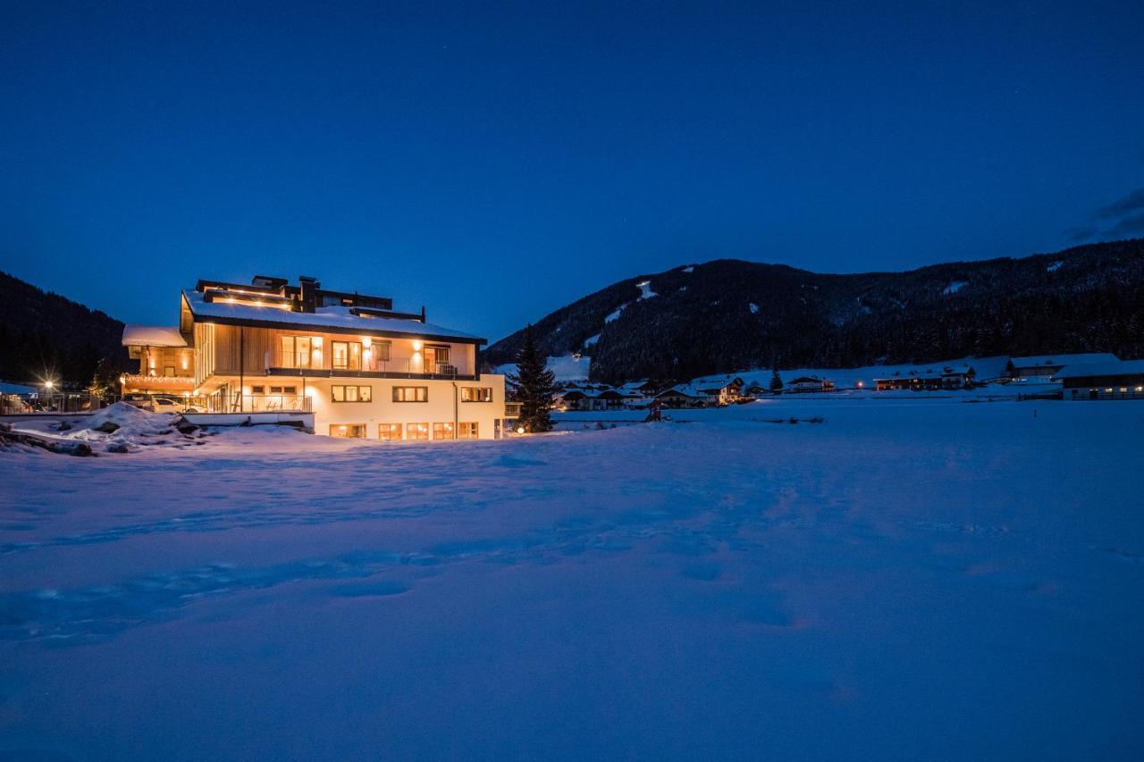 Helmhotel San Candido Bagian luar foto