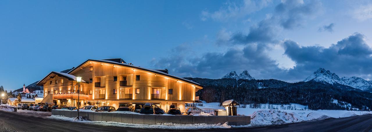 Helmhotel San Candido Bagian luar foto