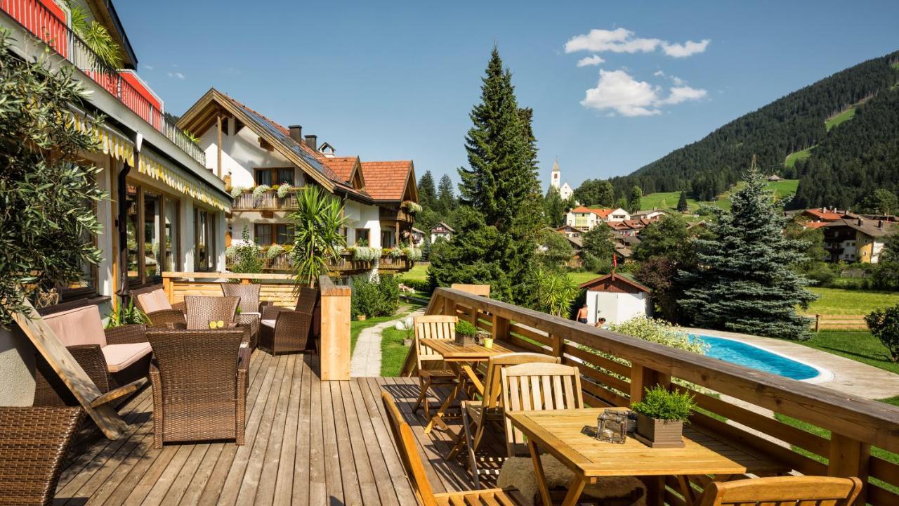 Helmhotel San Candido Bagian luar foto