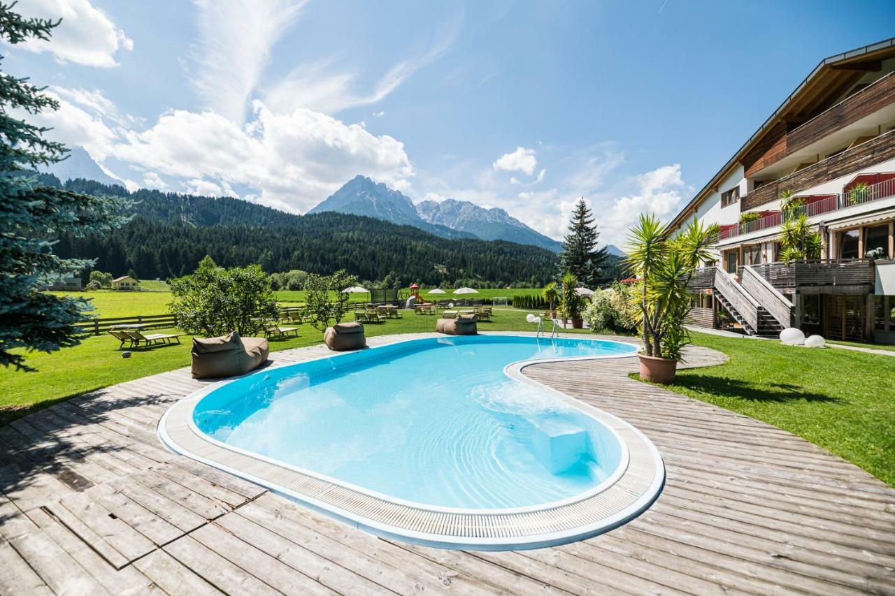 Helmhotel San Candido Bagian luar foto